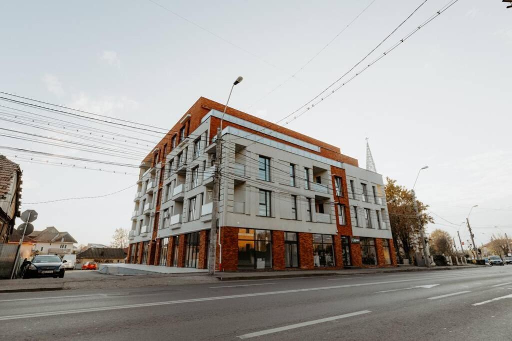 Nest Inn Oasis Residence Baia Mare Ngoại thất bức ảnh